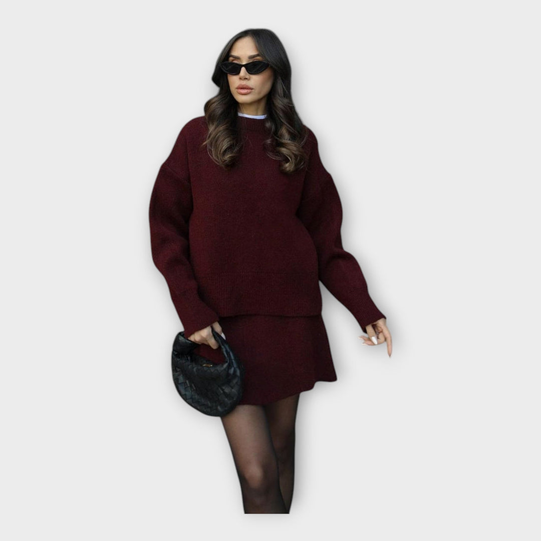 Conjunto de Blusa de Malha e Saia com Linha Moderna