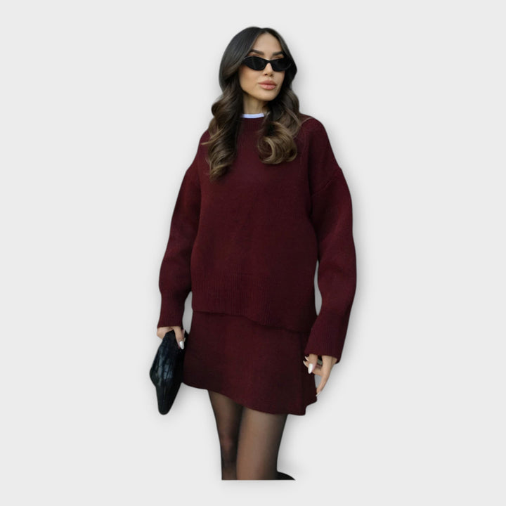 Conjunto de Blusa de Malha e Saia com Linha Moderna