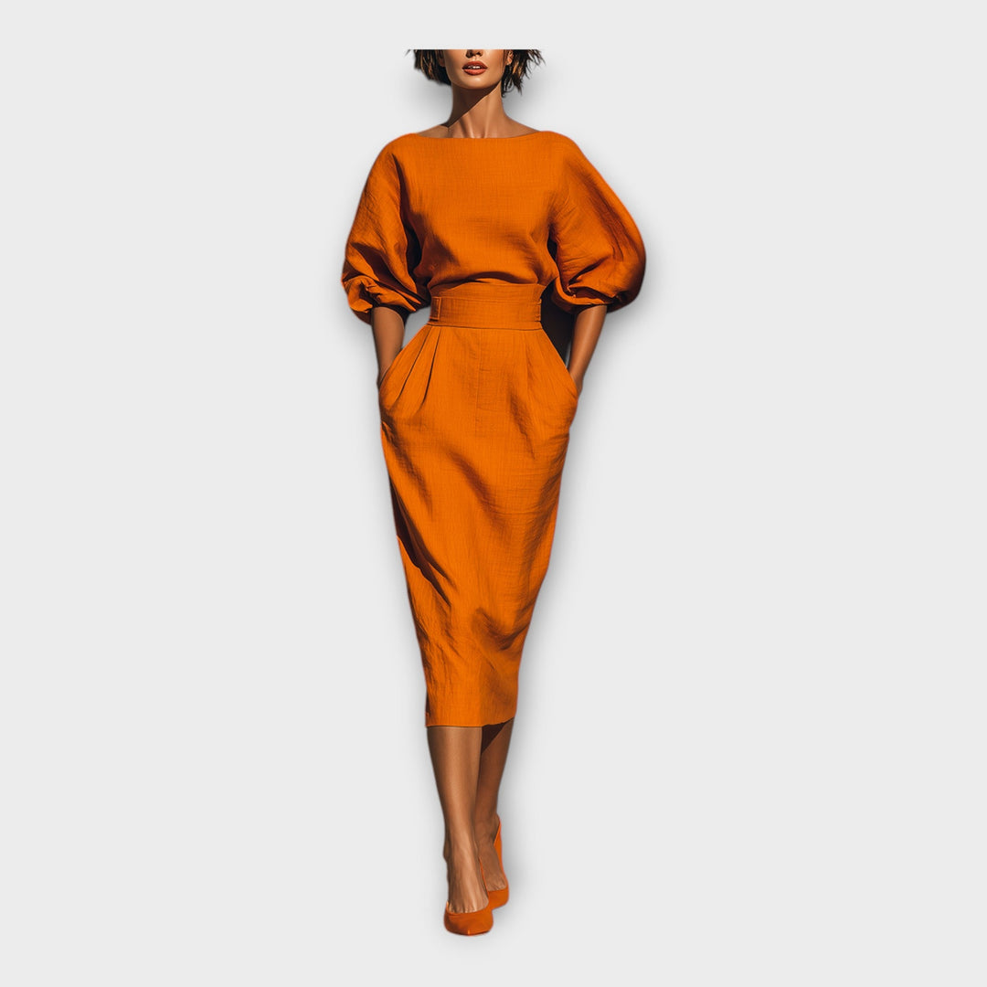 Vestido elegante com design refinado e estética minimalista