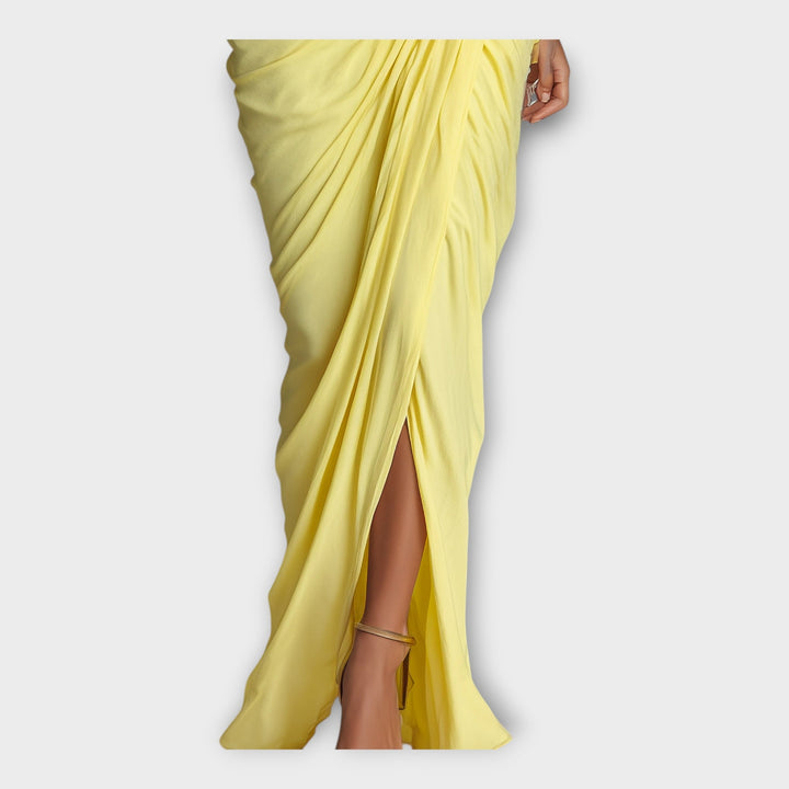 Vestido longo com pregas elegantes e design requintado