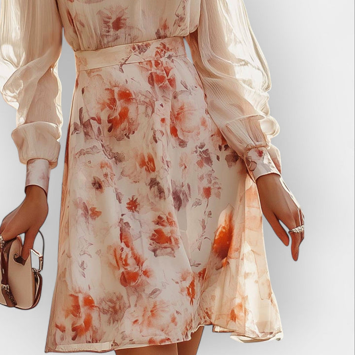 Vestido Romântico com Pregas