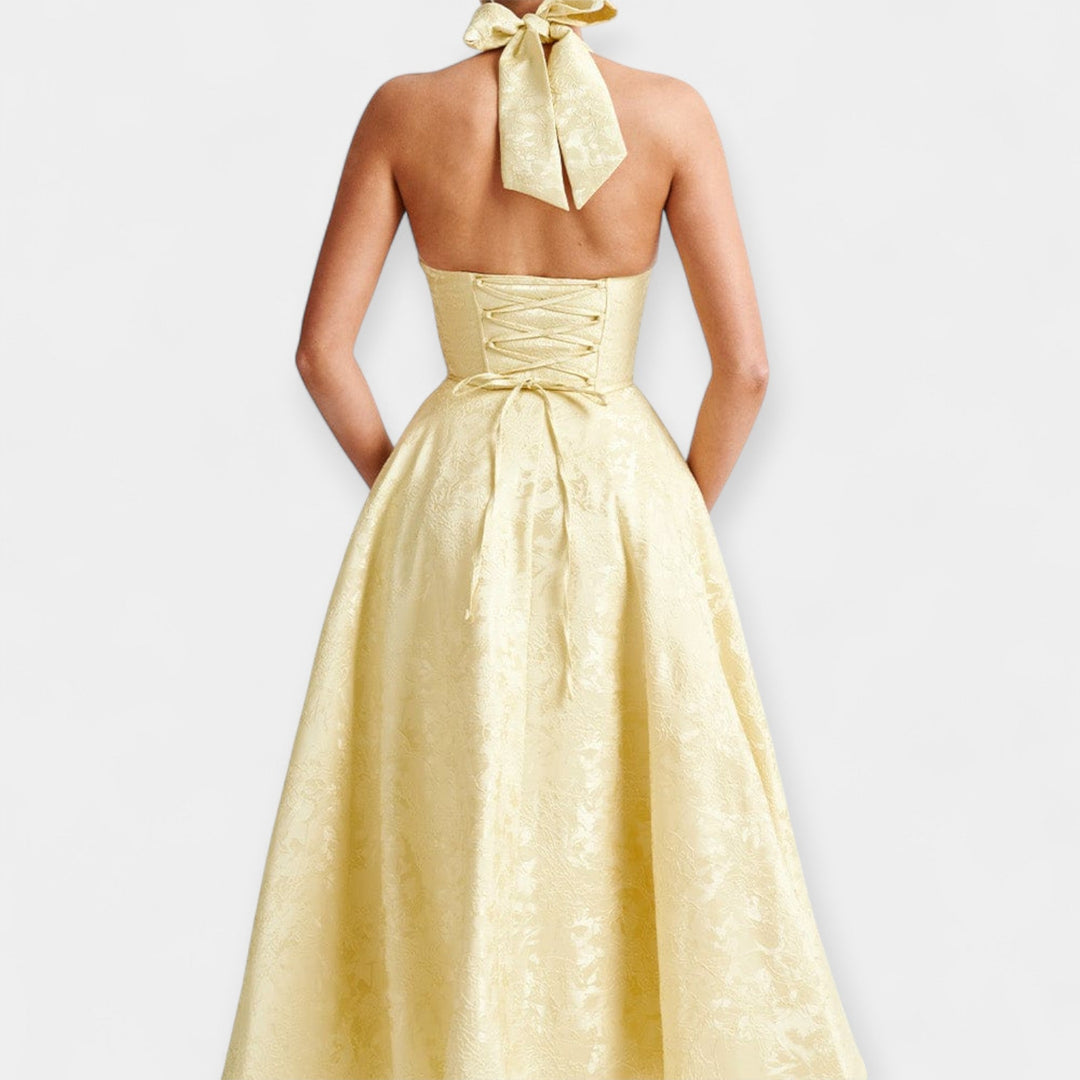 Vestido Midi com Costas Descobertas e Estiloso Corset