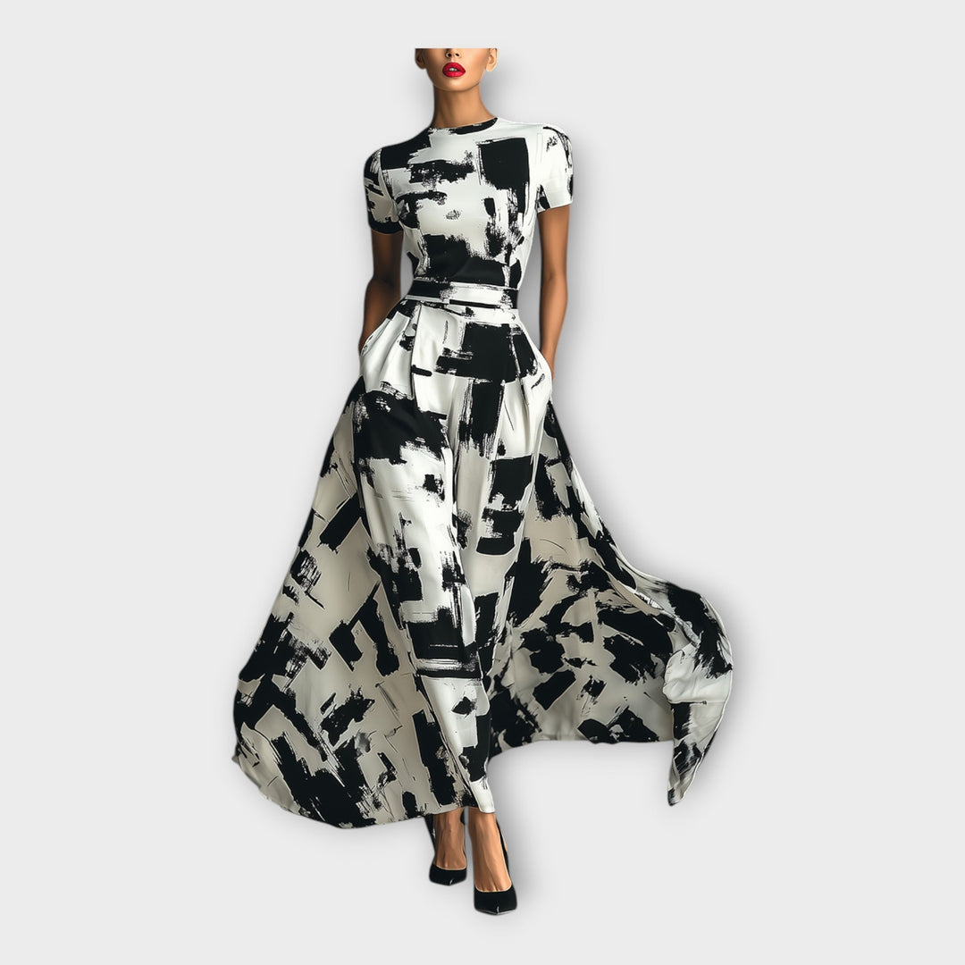 Vestido longo com elegância artística