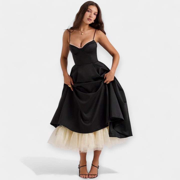 Vestido Midi com Transparências de Tule