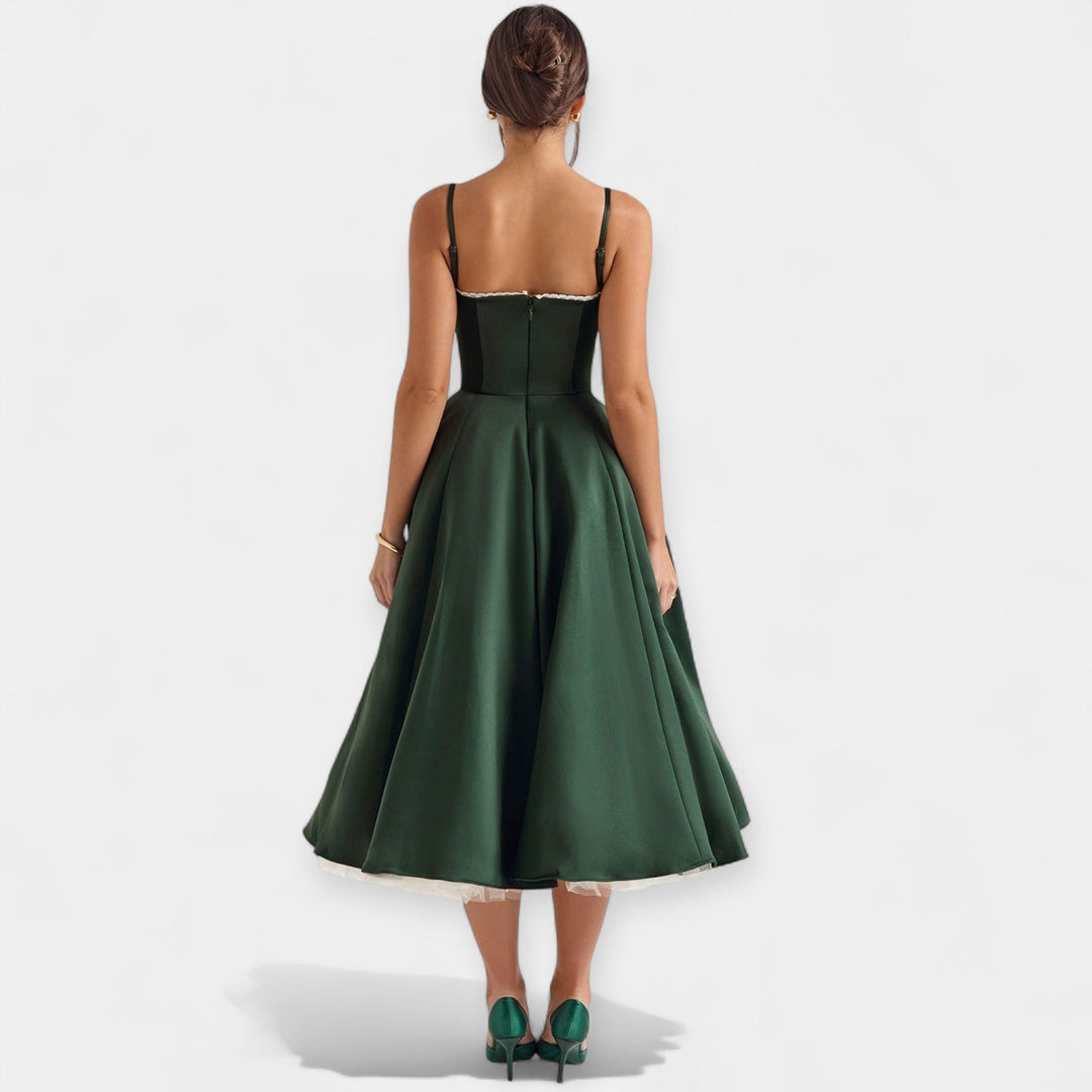 Vestido Midi com Transparências de Tule