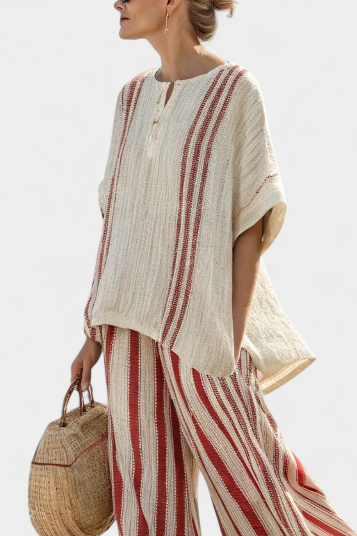 Conjunto Impressionante de Dois Peças Daisy com Riscas Vermelhas em Textura Natural