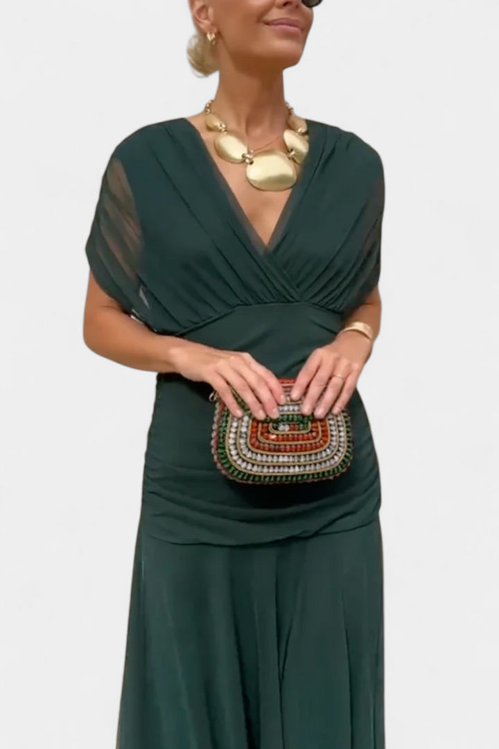 Vestido Longo com Estampado Floral e Decote em V