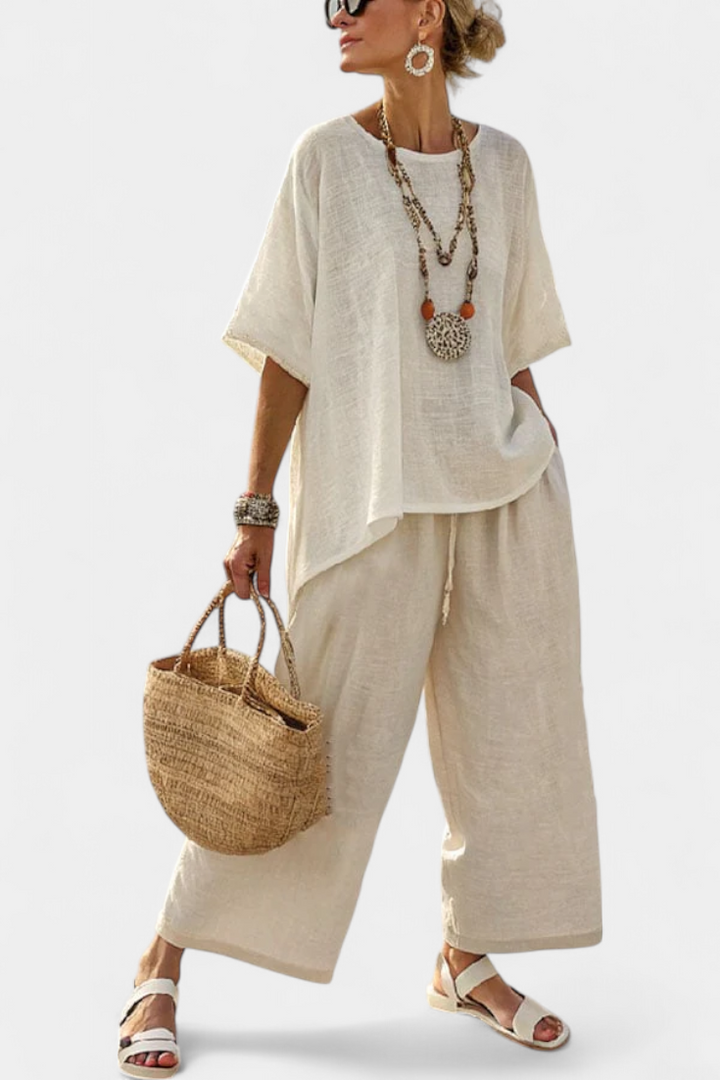Conjunto Minimalista Daisy em tons naturais com blusa oversized e calças largas para um estilo simples e elegante