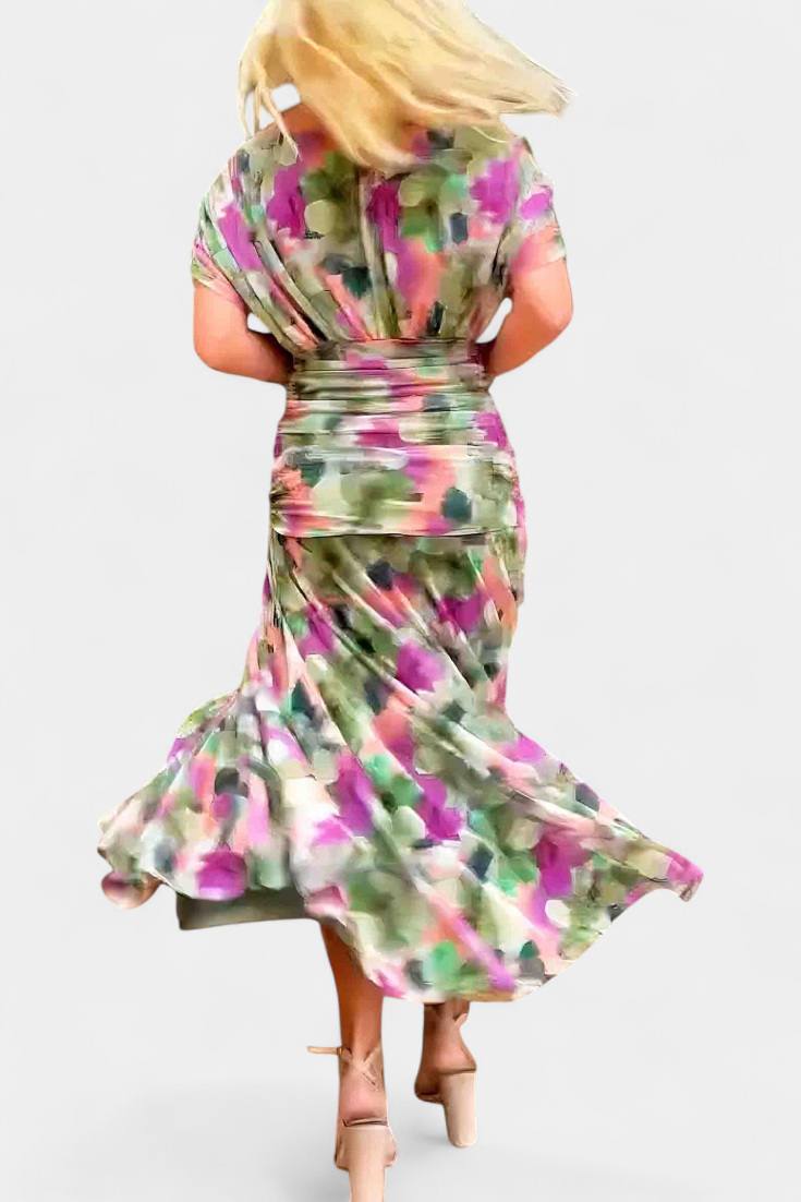 Vestido Floral Longo com Decote em V e Toque Romântico