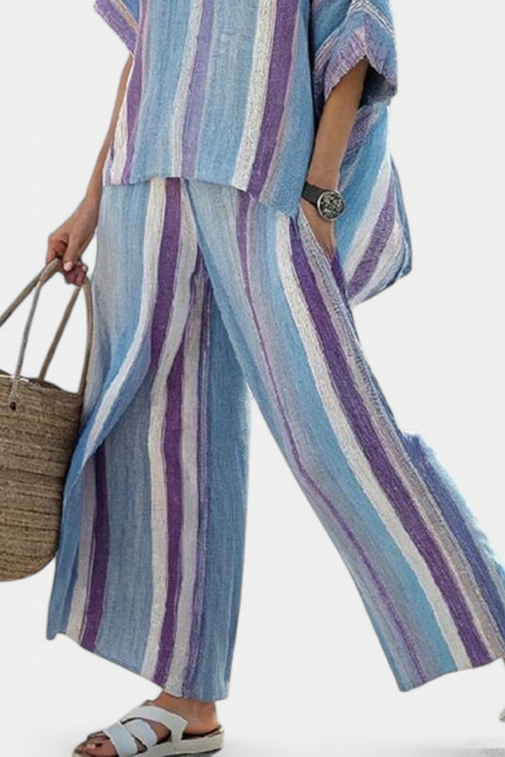 Conjunto Elegante de Riscas Daisy em Tons de Malva e Azul Claro para um Visual Sofisticado