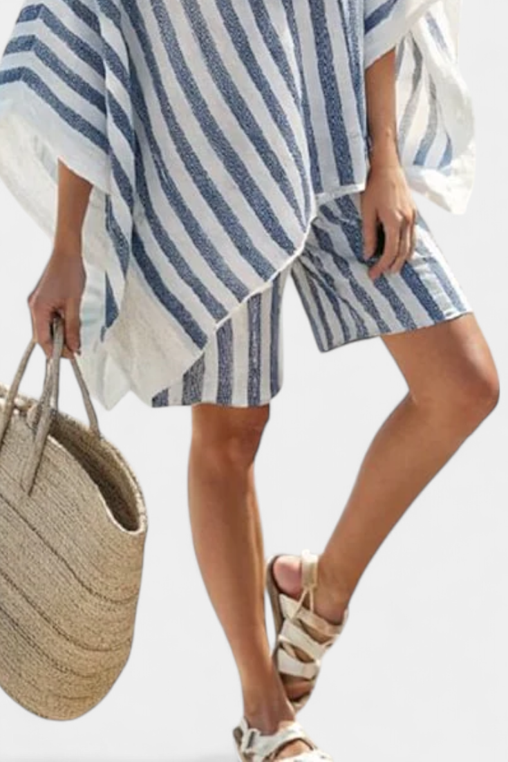 Conjunto riscas Nancy com blusa oversized e elegantes calções