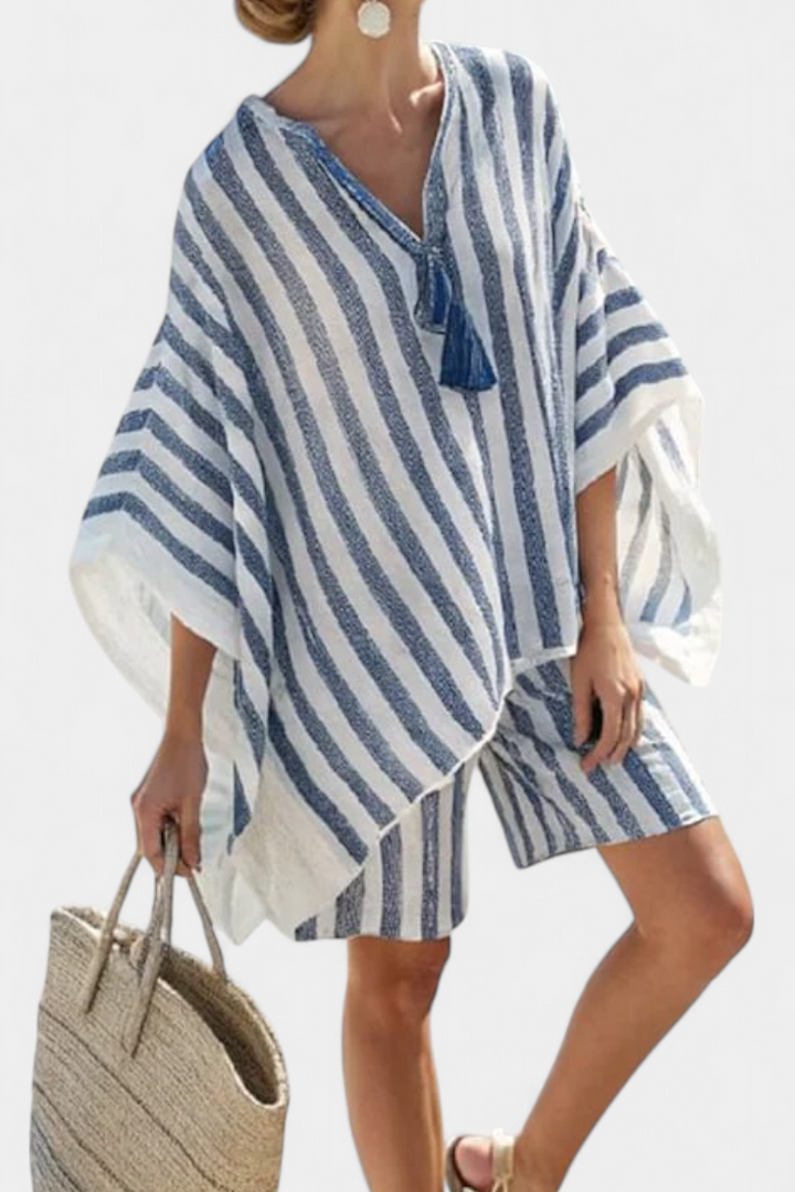 Conjunto riscas Nancy com blusa oversized e elegantes calções