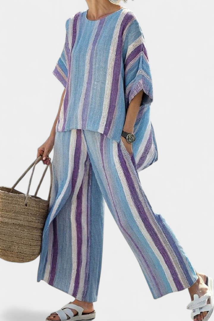 Conjunto Elegante de Riscas Daisy em Tons de Malva e Azul Claro para um Visual Sofisticado