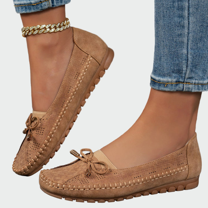 Sapatos slip-on confortáveis com sola ortopédica