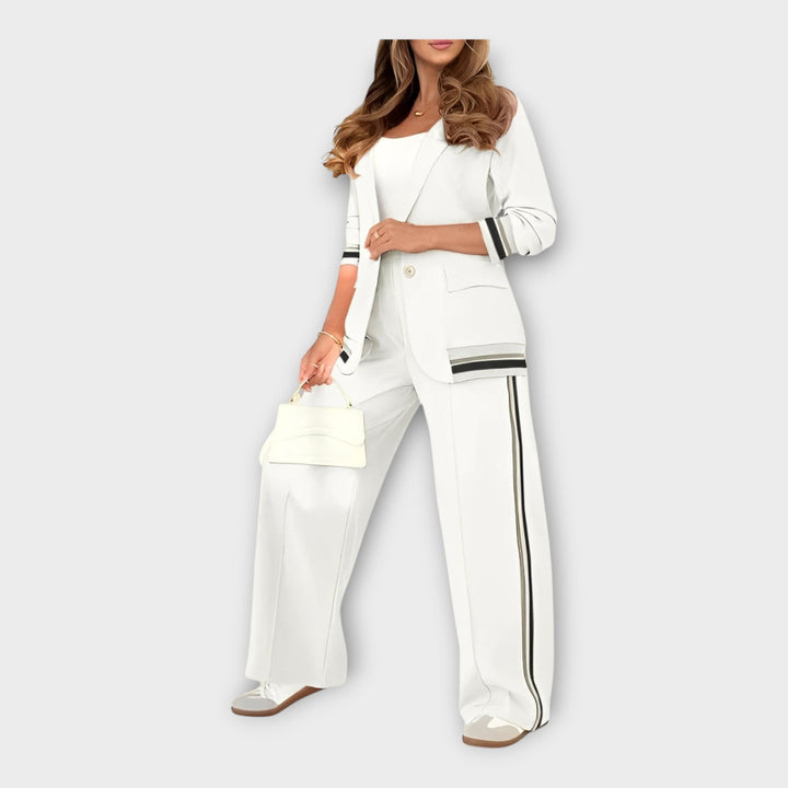 Conjunto com Casaco e Calças