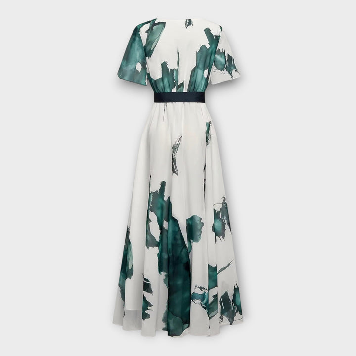 Vestido longo com cinto e linha fluida