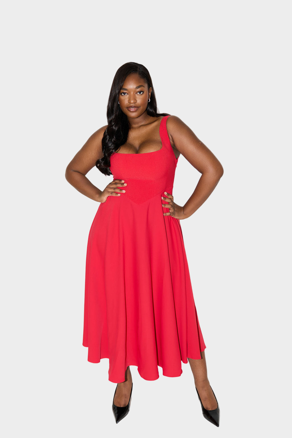 Vestido Midi Atemporal e Arejado com Linha Elegante e Movimento Natural