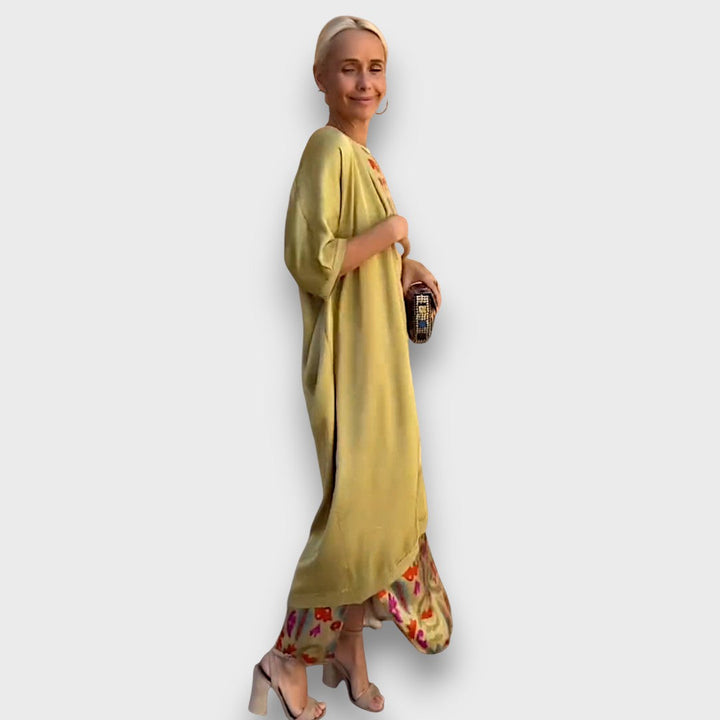 Vestido Longo com Estampa Floral & Cardigan Leve