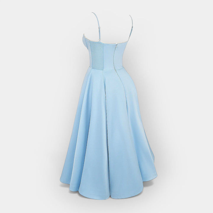 Vestido Midi Elegante com Linha Estilosa