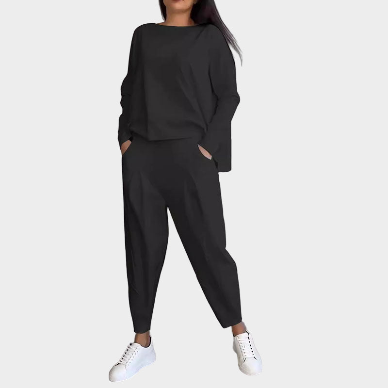 Conjunto de Blusa e Calças com Leveza Elegante