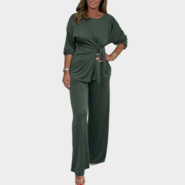 Conjunto Feminino Macio de 2 Peças com Mangas Longas e Corte Confortável