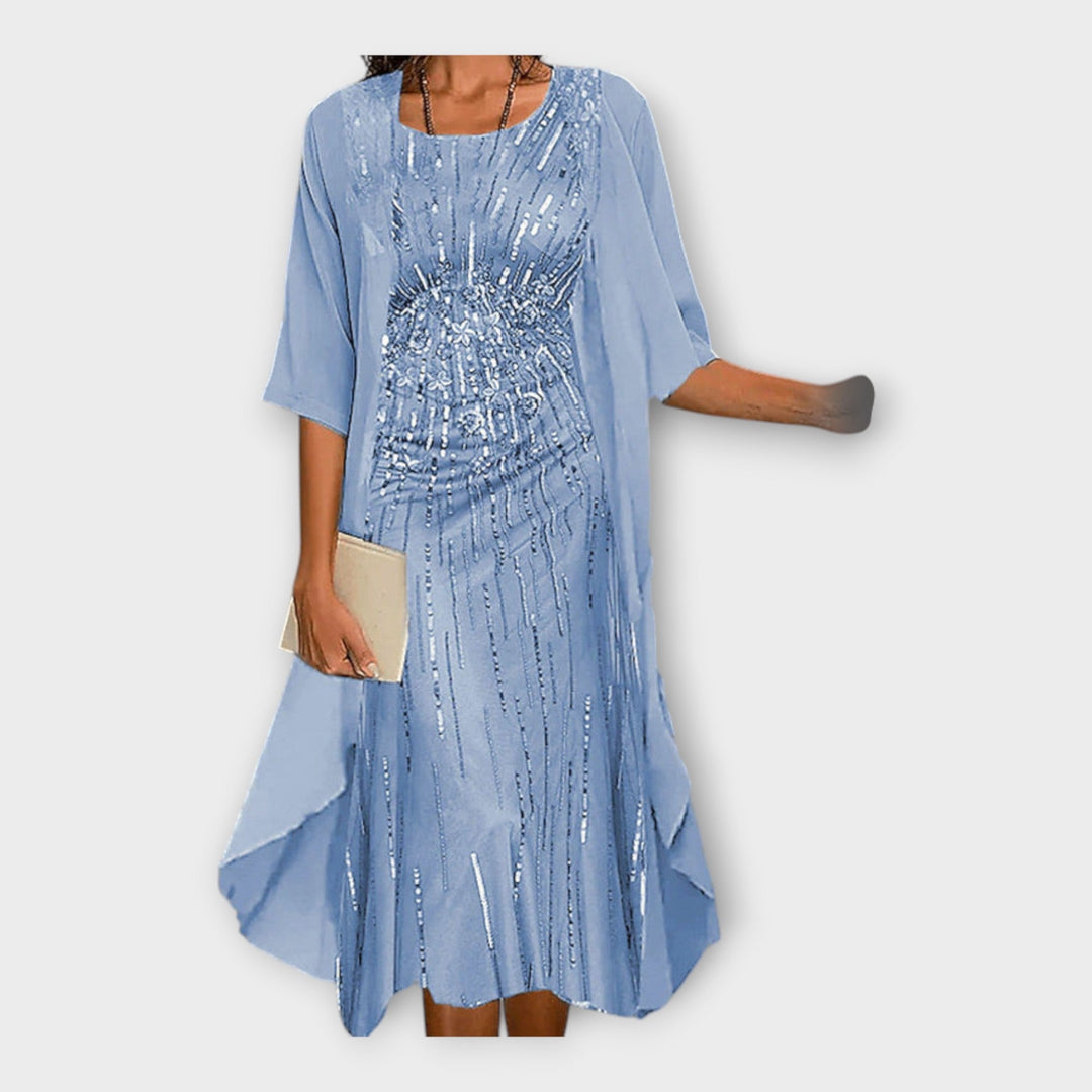 Vestido Arejado com Casaco Externo e Padrões