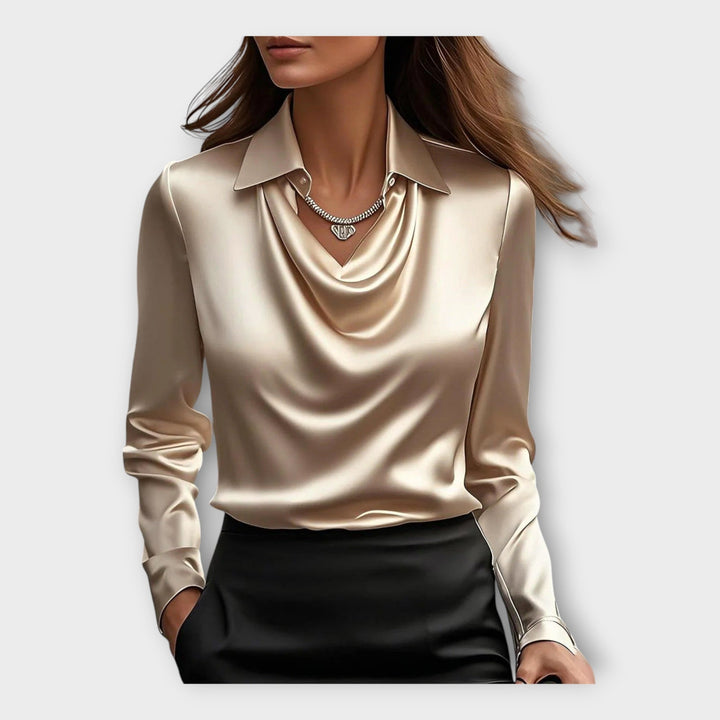 Blusa de Cetim com Decote Drapé e Gola