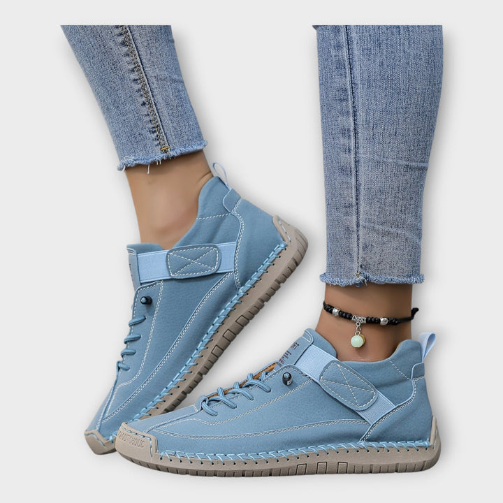 Sapatilhas desportivas com design elegante e prático
