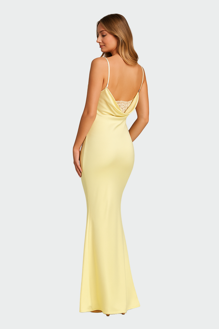 Vestido de Cetim com Costas Descobertas